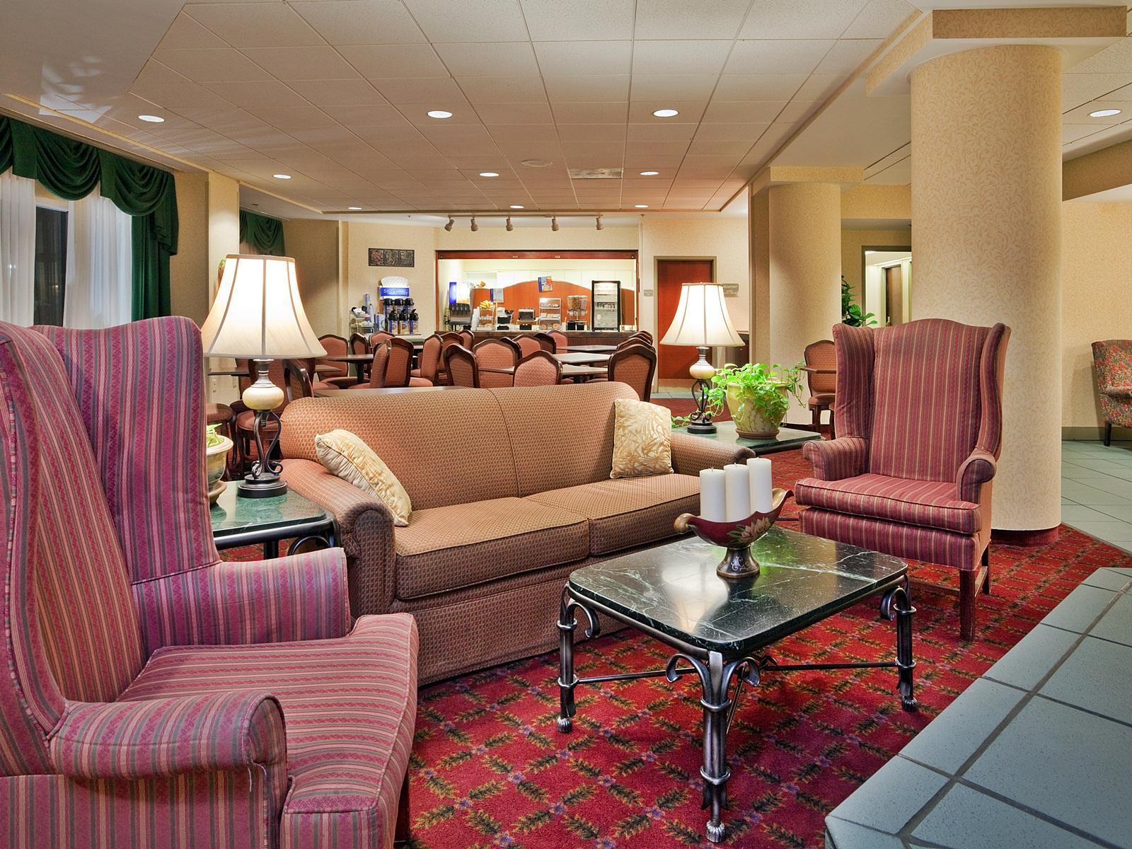 Holiday Inn Express Greenville By Ihg Exterior photo
