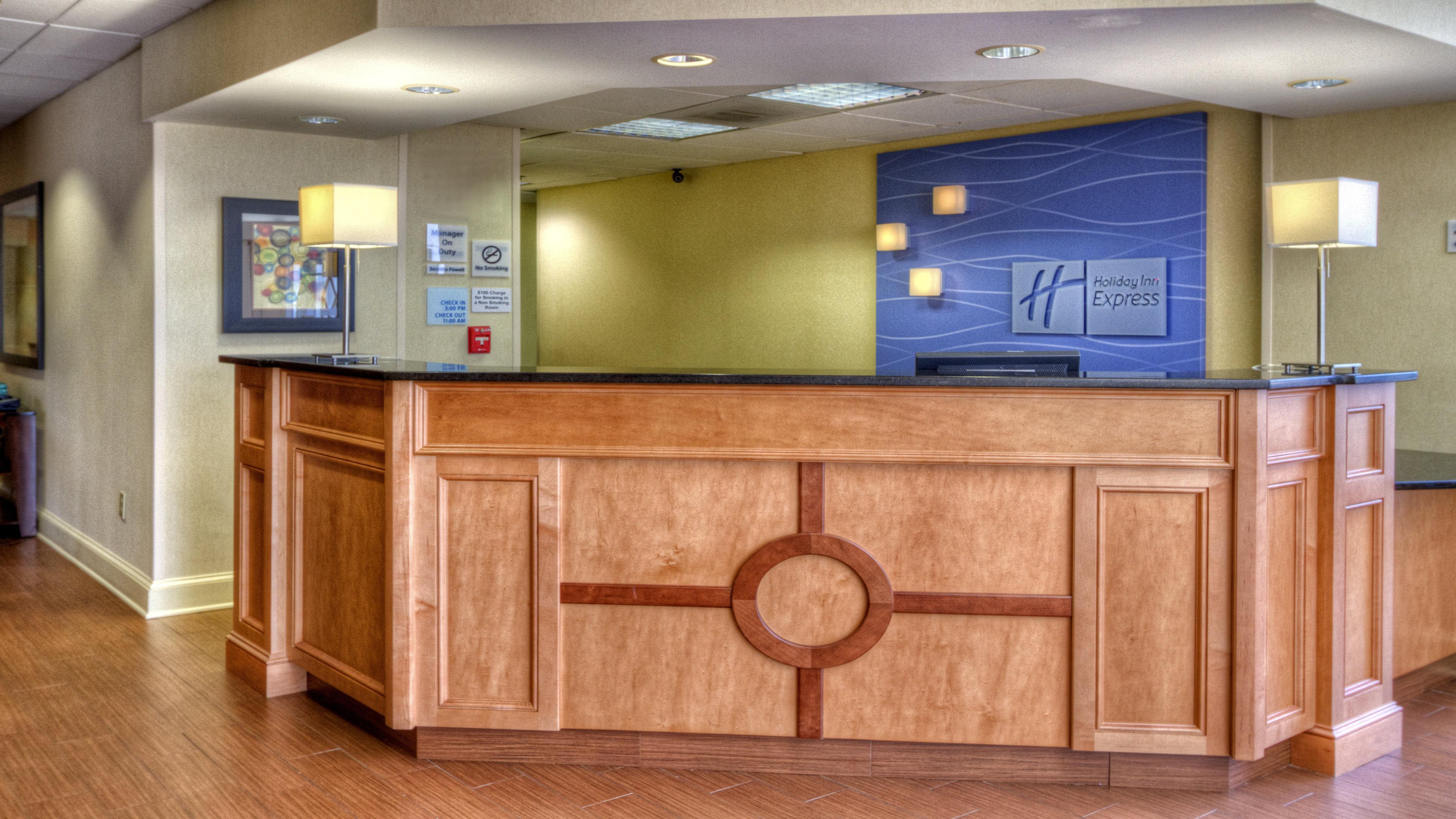 Holiday Inn Express Greenville By Ihg Exterior photo