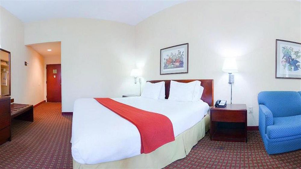 Holiday Inn Express Greenville By Ihg Exterior photo